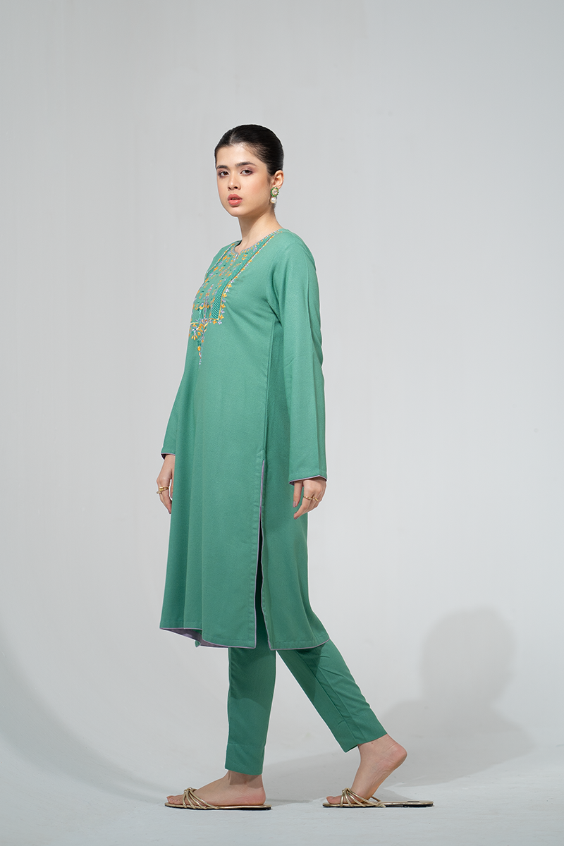 Timeless Black Tunic and Pleated Pant Set